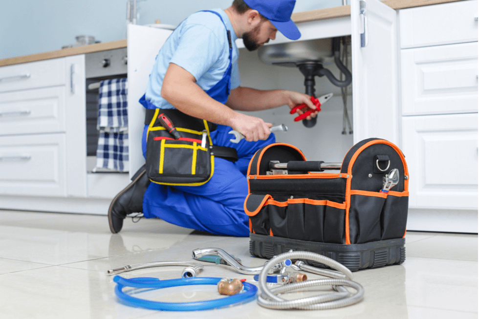 Three Ways A Live Answering Service Helps Your Plumbing Business Grow